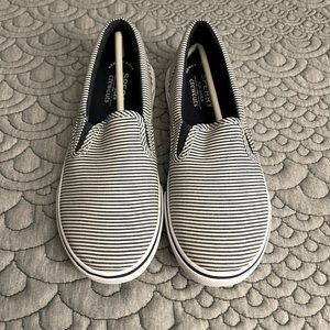 NIB Sperry for J. Crew Crewcuts seersucker slips ons in Sz boys 4 or women’s 6